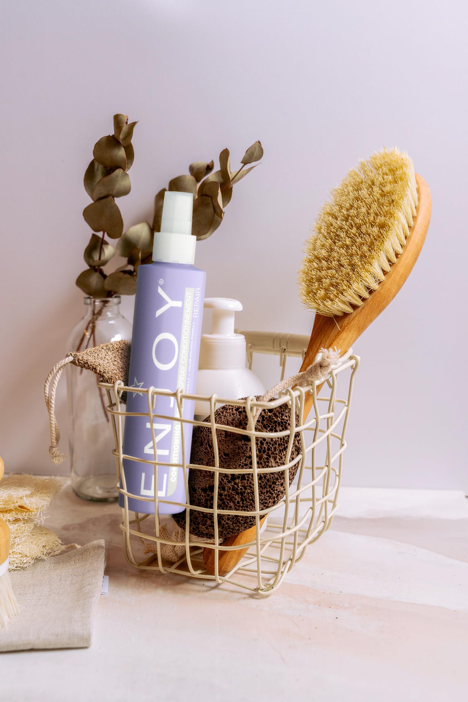 Enjoy Conditioning Spray, 10.1 Ounce